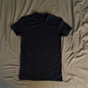 Men’s Lululemon Navy sz Small Workout Wicking Tee